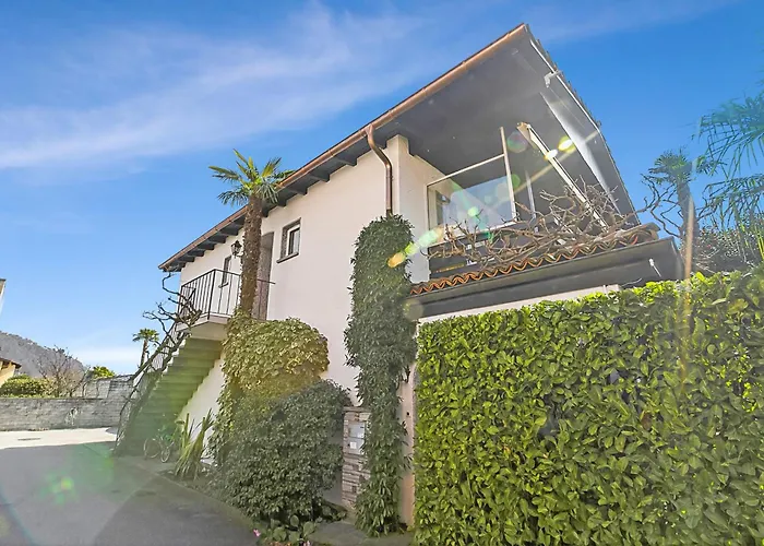 Casa Viola - Happy * Losone